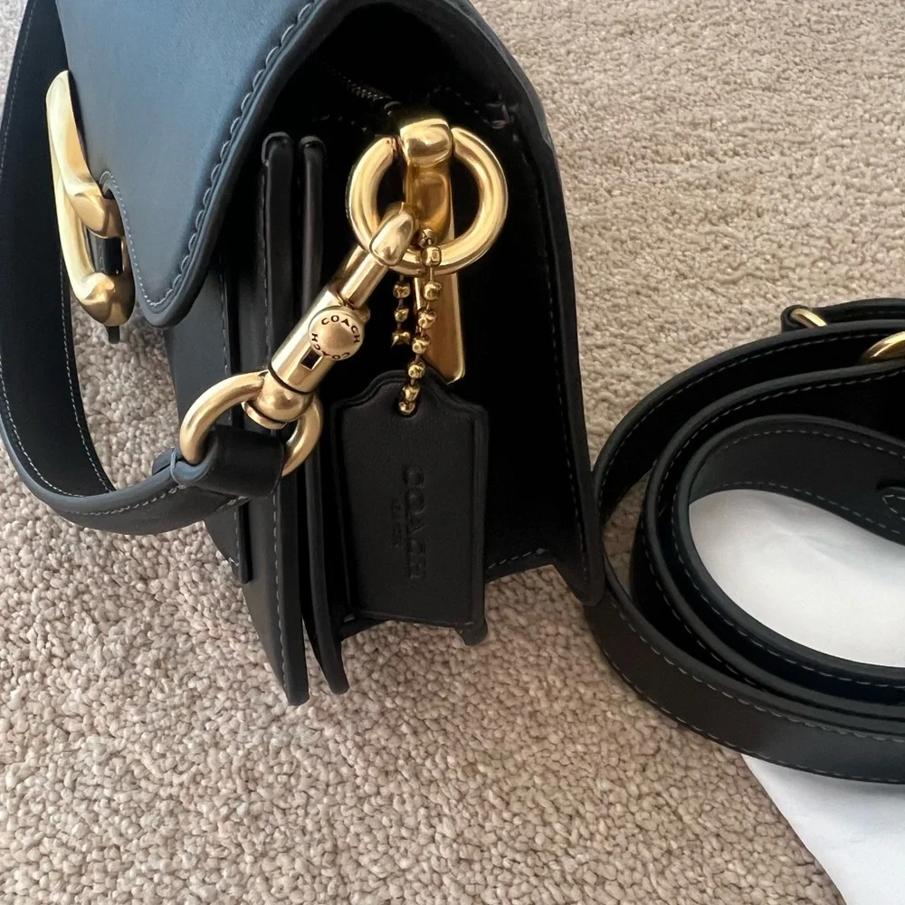 Coach Twisted Tabby 26 Shoulder Bag Black with Gold hardware - Picture 11 of 14